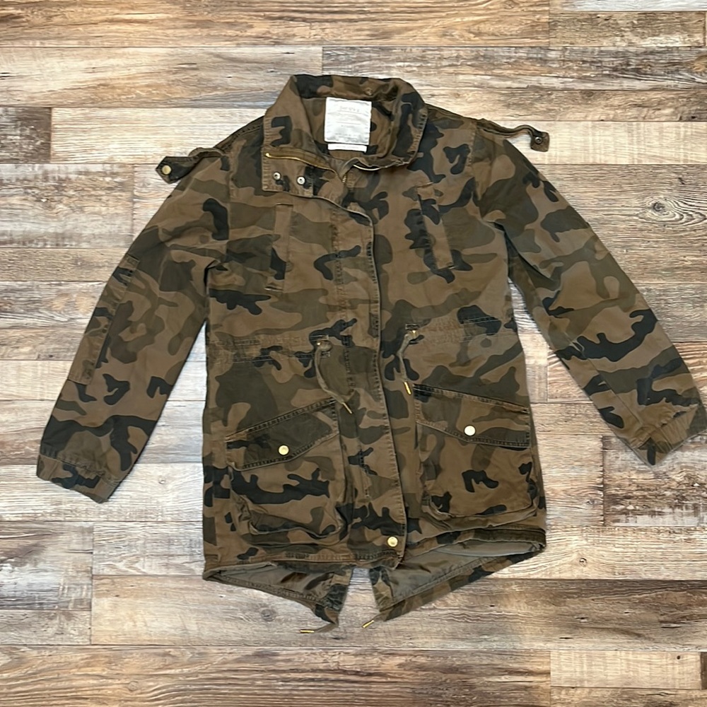 Bershka Women’s Camo Military Jacket Size M